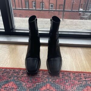 Vagabond Hedda Bootie Sz 10
